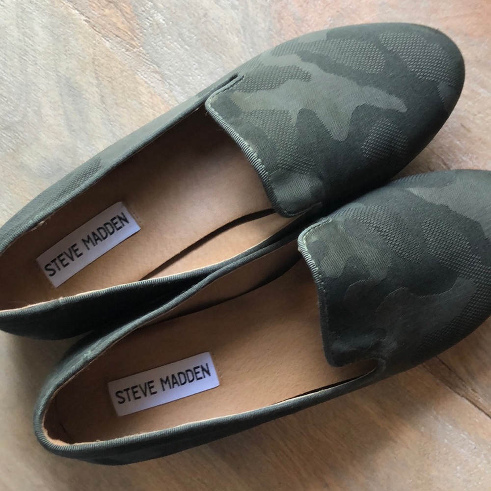 Steve Madden Camo Loafers